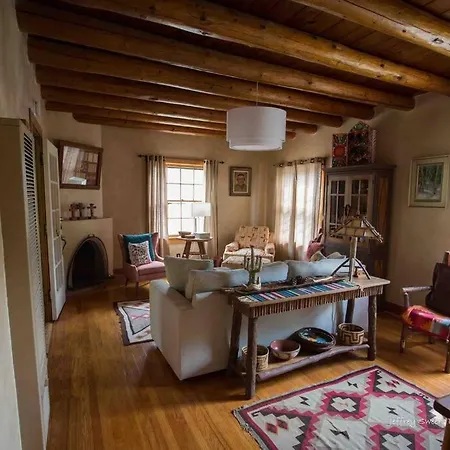 *walk To Plaza* Artful, Authentic Style Santa Fe